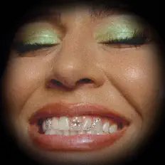 Ακούστε περιεχόμενο από Koline, παρακολουθήστε μουσικά βίντεο, διαβάστε το βιογραφικό, δείτε ημερομηνίες περιοδείας, και πολλά ακόμη!