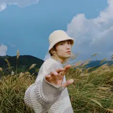 Listen to 蔡宜軒 TYXuan, watch music videos, read bio, see tour dates & more!
