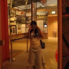 rhianneを聴いたり、ミュージックビデオを鑑賞したり、経歴やツアー日程などを確認したりしましょう！