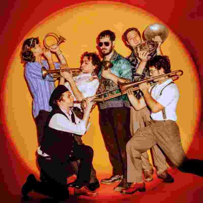 Listen to I patagarri, watch music videos, read bio, see tour dates & more!