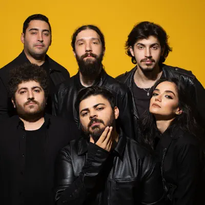 Listen to DÖNGƏ, watch music videos, read bio, see tour dates & more!