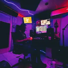 Dengarkan echoBeats, tonton video musik, baca bio, lihat tanggal tur & lainnya!