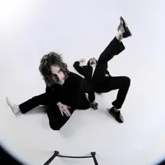 Viper Club dinle, müzik videolarını izle, biyografisini oku, tur tarihlerini ve daha fazlasını gör!