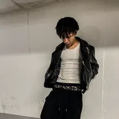 Ascolta marni6nly, guarda video musicali, leggi la biografia, vedi le date del tour & altro!