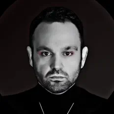 Ascolta Milad Bagheri, guarda video musicali, leggi la biografia, vedi le date del tour & altro!