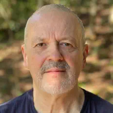 Ken Stubbsを聴いたり、ミュージックビデオを鑑賞したり、経歴やツアー日程などを確認したりしましょう！