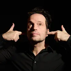 Ouve Bob Gaulke, vê vídeos de música, lê a biografia, vê as datas da digressão e muito mais!