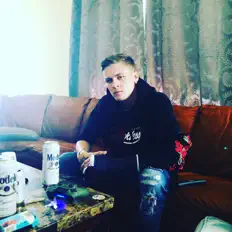 Ascolta LiL Moke, guarda video musicali, leggi la biografia, vedi le date del tour & altro!