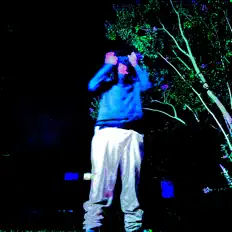 收听 Wuanpesos、观看音乐视频、阅读小传、查看巡演日期等 ！