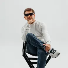 Listen to Kiss House, watch music videos, read bio, see tour dates & more!