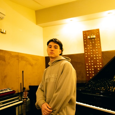 Listen to Santiago Ibarra, watch music videos, read bio, see tour dates & more!
