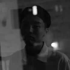 Dengarkan B.e, tonton video musik, baca bio, lihat tanggal tur & lainnya!