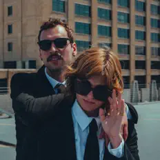 收听 Common Man、观看音乐视频、阅读小传、查看巡演日期等 ！