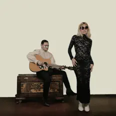 收听 Starri & The Moonchild、观看音乐视频、阅读小传、查看巡演日期等 ！