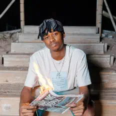 聆聽 Traycee ink、觀看音樂影片、閱讀小傳、查看巡演日期等！