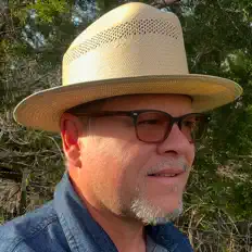 收听 Eric Smith、观看音乐视频、阅读小传、查看巡演日期等 ！