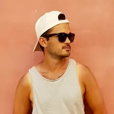 Escucha a Kevin Goodwin, mira videos musicales, lee su biografía, consulta las fechas de las gira y más.
