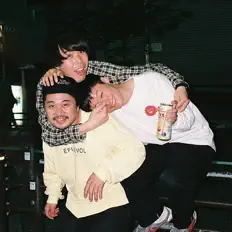 Listen to 99まで遊んで暮らす, watch music videos, read bio, see tour dates & more!