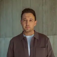 Ascolta Florian Bunke, guarda video musicali, leggi la biografia, vedi le date del tour & altro!
