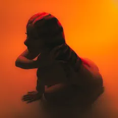 Terra सुनें, म्यूज़िक वीडियो देखें, बायो पढ़ें, दौरे की तारीखें और बहुत कुछ देखें!