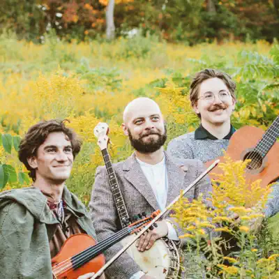 Listen to Faoileán, watch music videos, read bio, see tour dates & more!