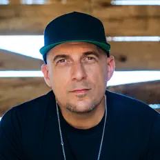 Dengarkan GAWP, tonton video musik, baca bio, lihat tanggal tur & lainnya!