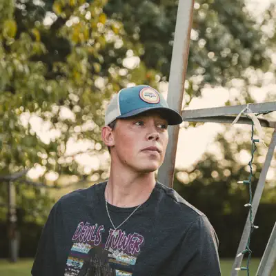 Listen to Huntt Garrett, watch music videos, read bio, see tour dates & more!