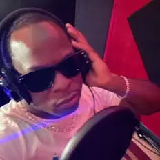 Blizzy B सुनें, म्यूज़िक वीडियो देखें, बायो पढ़ें, दौरे की तारीखें और बहुत कुछ देखें!