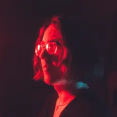 Hör dir Roath an, schau dir Musikvideos an, lies die Biografie, finde Tourdaten und mehr!