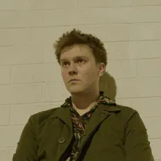 Anton Kirilを聴いたり、ミュージックビデオを鑑賞したり、経歴やツアー日程などを確認したりしましょう！