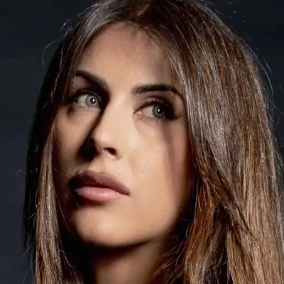Listen to LNA.Lanaras, watch music videos, read bio, see tour dates & more!