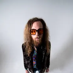Listen to Taylor Smith, watch music videos, read bio, see tour dates & more!