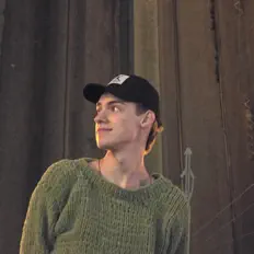 Ouve Ilya Goldakov, vê vídeos de música, lê a biografia, vê as datas da digressão e muito mais!