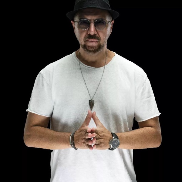 Nick Alexiou's avatar