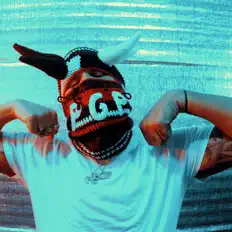 聆聽 RonnieMac、觀看音樂影片、閱讀小傳、查看巡演日期等！