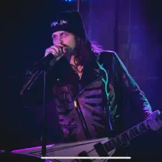 Escucha a The Anonymous Keylo, mira videos musicales, lee su biografía, consulta las fechas de las gira y más.