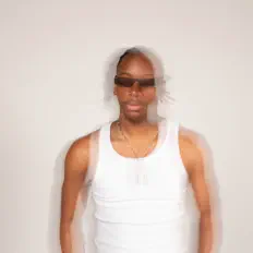 Poslechněte si interpreta NO11, sledujte hudební videa, přečtěte si životopis, podívejte se na data turné a další informace.