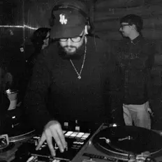 No-Fvce dinle, müzik videolarını izle, biyografisini oku, tur tarihlerini ve daha fazlasını gör!