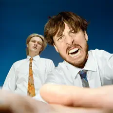 Creative Differences을(를) 듣고, 뮤직 비디오를 보고, 약력을 읽고, 투어 일정 등을 확인하세요!