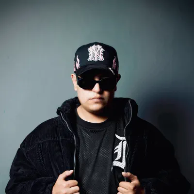 Listen to Dimelo Valdu, watch music videos, read bio, see tour dates & more!