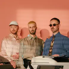 聆聽 Tropikel Ltd、觀看音樂影片、閱讀小傳、查看巡演日期等！