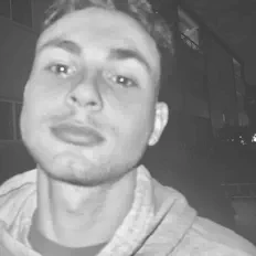 Escucha a Tobias Thaulow, mira vídeos musicales, lee la biografía, consulta fechas de giras y mucho más.