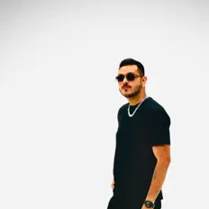 Dengarkan MJR, tonton video musik, baca bio, lihat tanggal tur & lainnya!