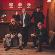 收听 54-40、观看音乐视频、阅读小传、查看巡演日期等 ！