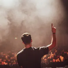 Listen to Evan McGee, watch music videos, read bio, see tour dates & more!