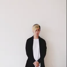 Listen to Janjee Wang, watch music videos, read bio, see tour dates & more!