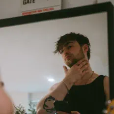 Listen to Oliver Keane, watch music videos, read bio, see tour dates & more!