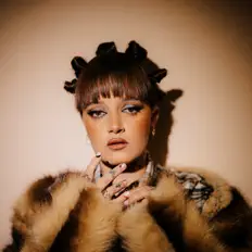 Listen to Carolina Deslandes, watch music videos, read bio, see tour dates & more!