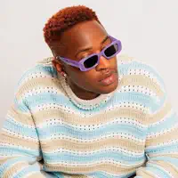 Dengarkan undefined, tonton video musik, baca bio, lihat tanggal tur & lainnya!