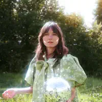 Escucha a undefined, mira vídeos musicales, lee la biografía, consulta fechas de giras y mucho más.